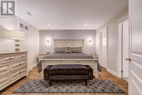 5th Bedroom with 3pc Ensuite - 560 Hancock Way, Mississauga, ON - Indoor Photo Showing Bedroom