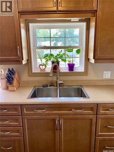 120 3Rd Street W, Carnduff, SK - Indoor Photo Showing Kitchen With Double Sink