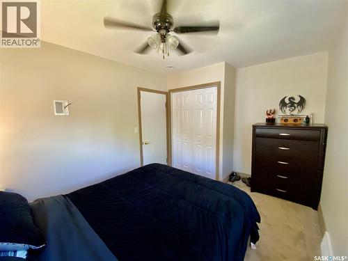 120 3Rd Street W, Carnduff, SK - Indoor Photo Showing Bedroom