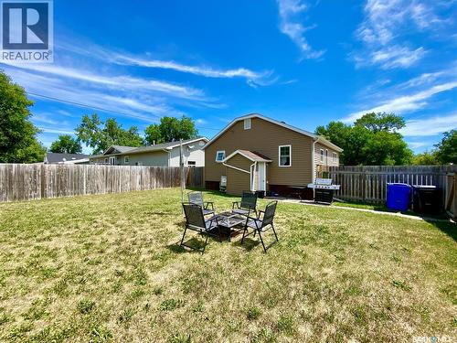 120 3Rd Street W, Carnduff, SK - Outdoor