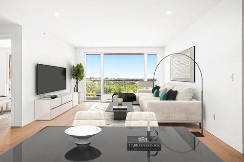 Living room - 1205-3671 Av. Jean-Béraud, Laval (Chomedey), QC - Indoor Photo Showing Living Room