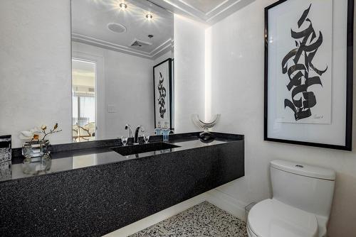 Salle d'eau - Ph-6-4175 Rue Ste-Catherine O., Westmount, QC - Indoor Photo Showing Bathroom