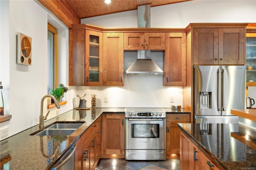 4985 Aho Rd, Ladysmith, BC 