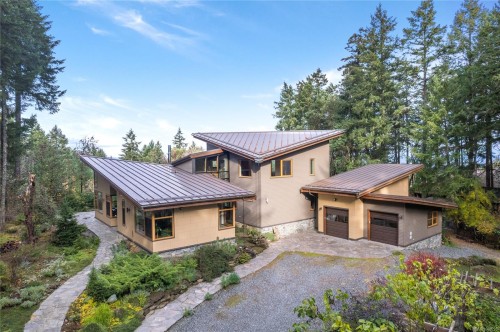 4985 Aho Rd, Ladysmith, BC 