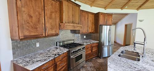 3584 St. Mary Lake Road, Kimberley, BC - Indoor Photo Showing Kitchen With Double Sink With Upgraded Kitchen