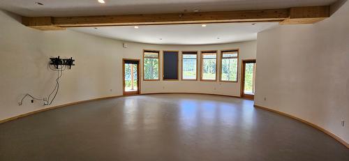 3584 St. Mary Lake Road, Kimberley, BC - Indoor Photo Showing Other Room