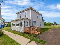 8 Lady Slipper Drive  Miscouche, PE C0B 1T0