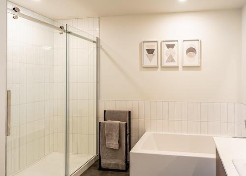 Bathroom - 503-501 Rue Du Chardonnay, Sherbrooke (Les Nations), QC - Indoor Photo Showing Bathroom