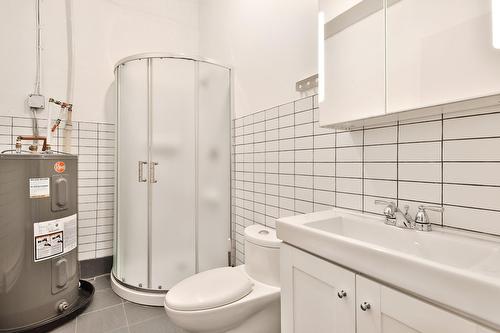 Bathroom - 3-4112 Rue St-Dominique, Montréal (Le Plateau-Mont-Royal), QC 