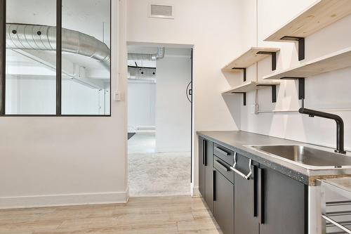Cuisine - 3-4112 Rue St-Dominique, Montréal (Le Plateau-Mont-Royal), QC 