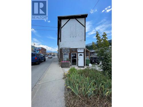 606 Front Street, Nelson, BC 