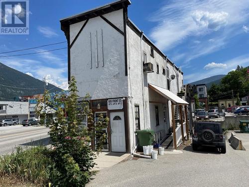 606 Front Street, Nelson, BC 