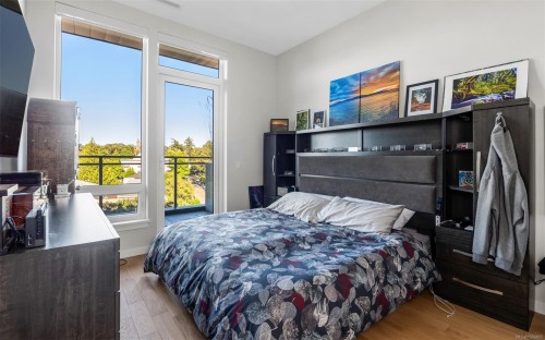 601-1201 Fort St, Victoria, BC - Indoor Photo Showing Bedroom