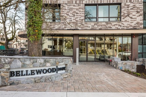601-1201 Fort St, Victoria, BC - Outdoor