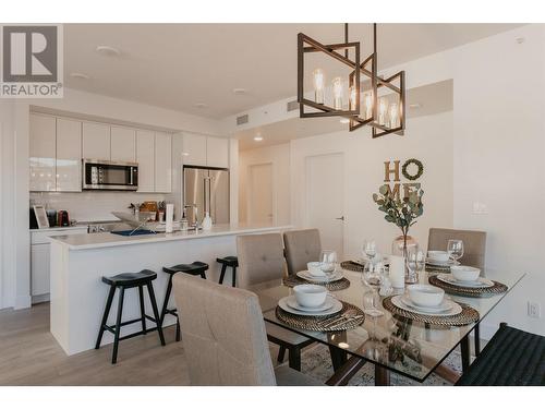 1232 Ellis Street Unit# 403, Kelowna, BC - Indoor Photo Showing Dining Room