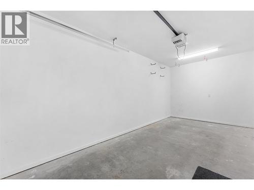 5400 Willow Drive Unit# 2, Vernon, BC - Indoor Photo Showing Garage