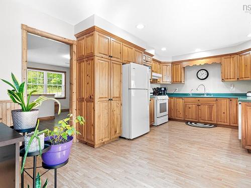 82 Masons Point Road, Head Of St. Margarets Bay, NS 