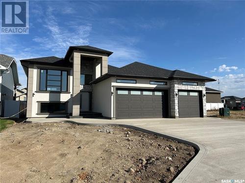714 Weir Crescent, Warman, SK - Outdoor