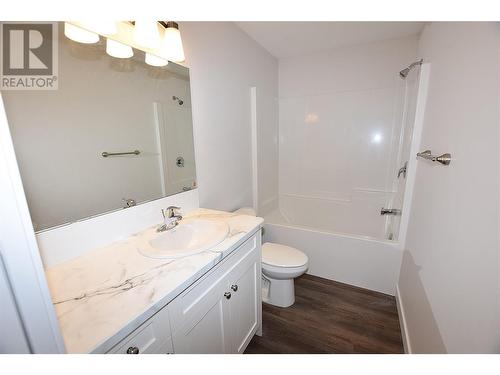 Full 4 piece bath - 57 Antoine Road Unit# 9, Vernon, BC 
