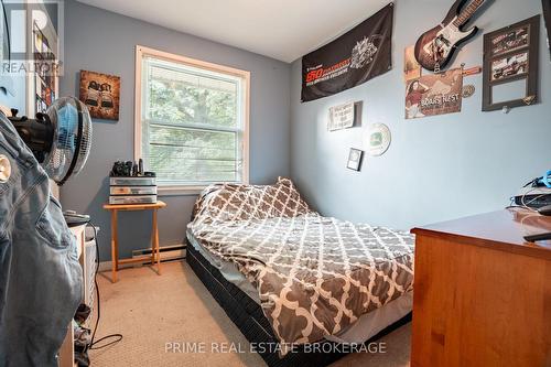 36 Orchard Street, South Huron (Exeter), ON - Indoor Photo Showing Bedroom