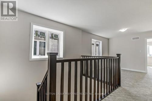 345 Kennington Way, London South (South W), ON - Indoor Photo Showing Other Room