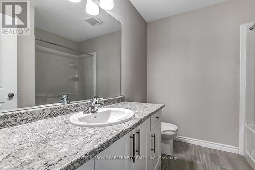 345 Kennington Way, London South (South W), ON - Indoor Photo Showing Bathroom