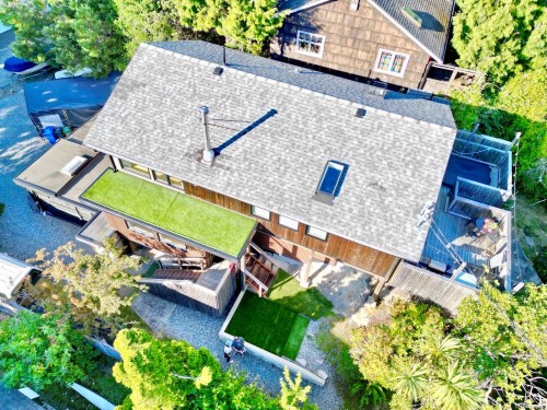 260 Neill St, Tofino, BC 