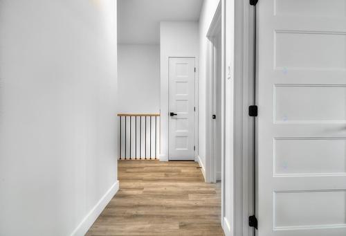 Hall d'entrée/Vestibule - 193 21E Rue O., Venise-En-Québec, QC - Indoor Photo Showing Other Room