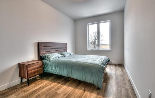 Chambre à coucher - 193 21E Rue O., Venise-En-Québec, QC - Indoor Photo Showing Bedroom