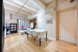 119-1200 Rue St-Alexandre  Montréal (Ville-Marie), QC H3B 3H5