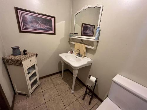 619 Cameron Road, Stratton, ON - Indoor Photo Showing Bathroom