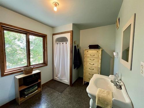 619 Cameron Road, Stratton, ON - Indoor