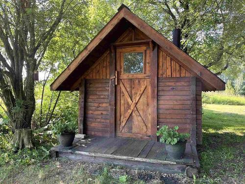 619 Cameron Road, Stratton, ON - Outdoor