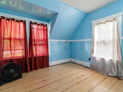 101 Pleasant Street, Bridgewater, NS 