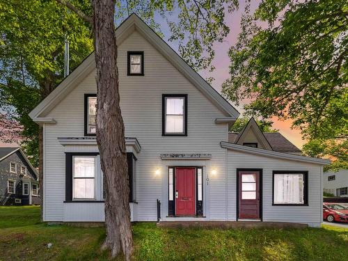 101 Pleasant Street, Bridgewater, NS 