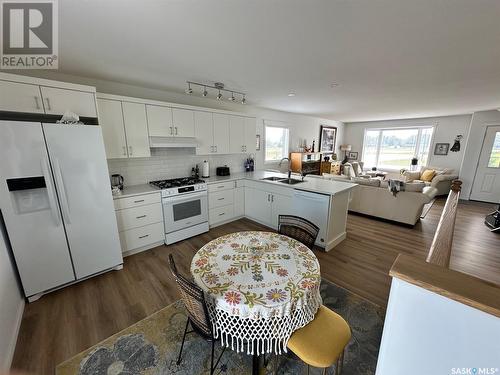 534 5Th Avenue, Hudson Bay, SK - Indoor