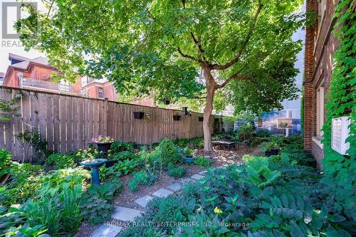 6 - 285 King Street, Hamilton, ON - Outdoor