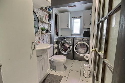 Salle de bains - 500 Av. Dufault, Rouyn-Noranda, QC - Indoor Photo Showing Laundry Room