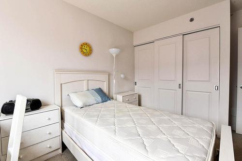 Bedroom - 723-1225 Rue Notre-Dame O., Montréal (Ville-Marie), QC - Indoor Photo Showing Bedroom