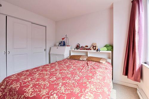 Bedroom - 723-1225 Rue Notre-Dame O., Montréal (Ville-Marie), QC - Indoor Photo Showing Bedroom