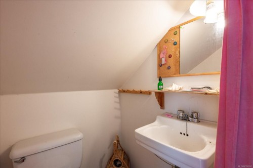 2375 Holden Corso Rd, Nanaimo, BC 