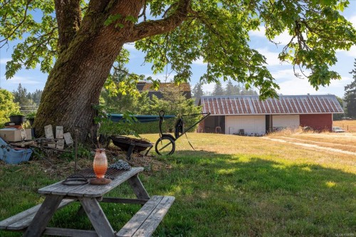 2375 Holden Corso Rd, Nanaimo, BC 