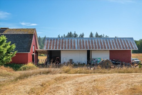 2375 Holden Corso Rd, Nanaimo, BC 