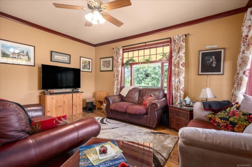 2375 Holden Corso Rd, Nanaimo, BC 