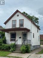 4688 RYERSON CRESCENT  Niagara Falls (Downtown), ON L2E 1E5