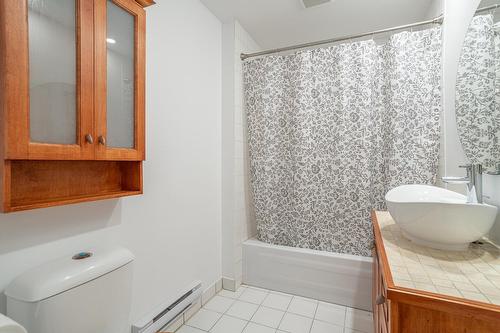 Salle de bains - 6619 Rue St-Dominique, Montréal (Rosemont/La Petite-Patrie), QC - Indoor Photo Showing Bathroom