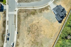 759 Salmonberry St  Campbell River, BC V9H 0G1