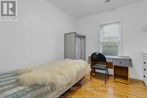 721-723 Campbell Avenue, Windsor, ON - Indoor Photo Showing Bedroom