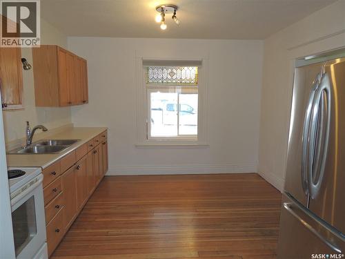 630 3Rd Street, Estevan, SK - Indoor Photo Showing Kitchen With Double Sink