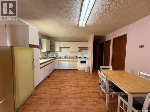 108 2Nd Avenue S, Macrorie, SK - Indoor Photo Showing Kitchen With Double Sink